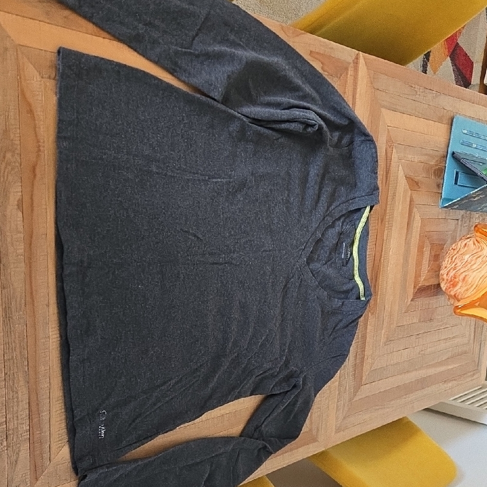 Calvin Klein Charcoal Gray Cotton Performance Top V Neck Size XL